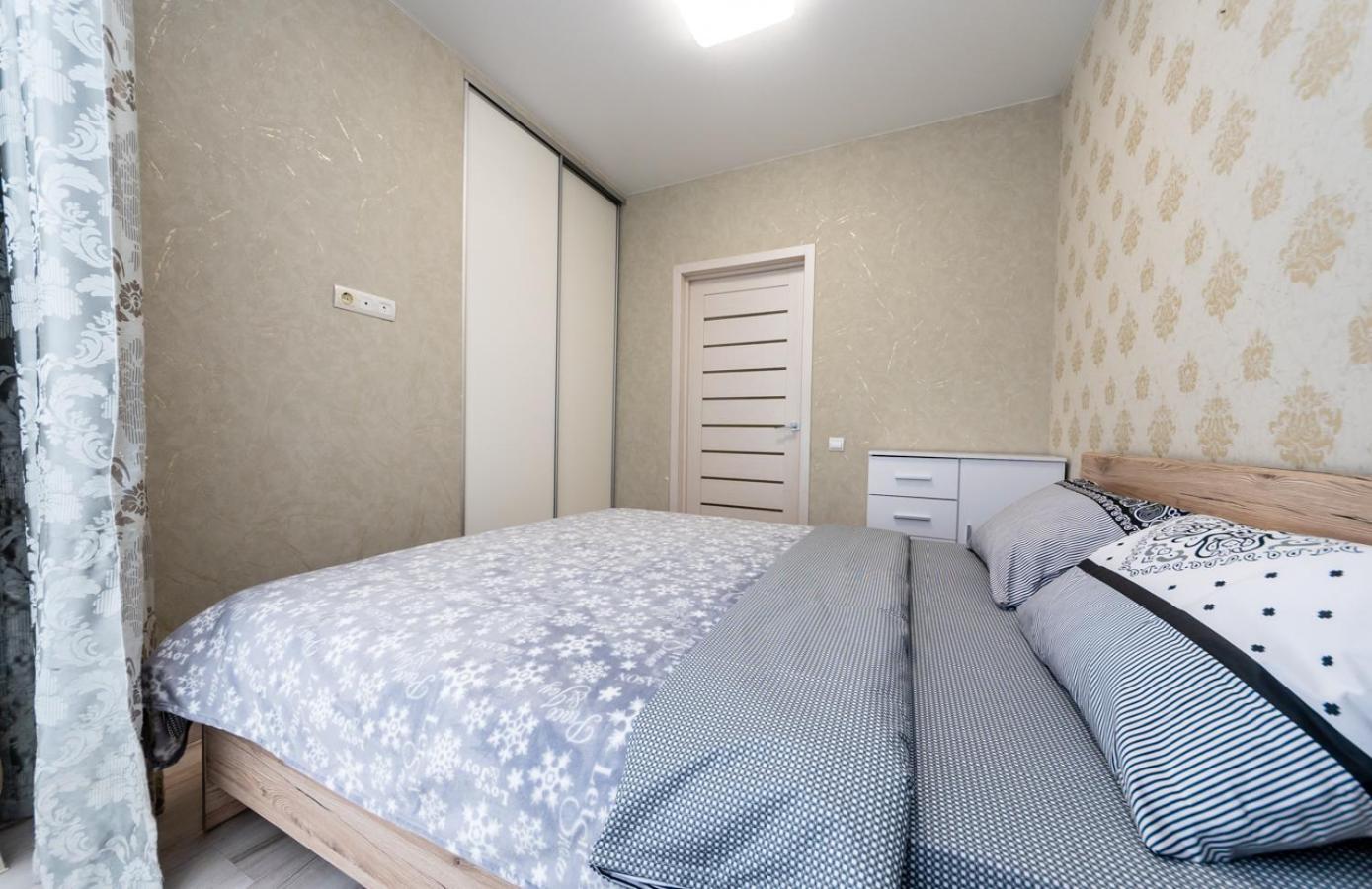 Apartment On Draghomanova 2A Киев Екстериор снимка